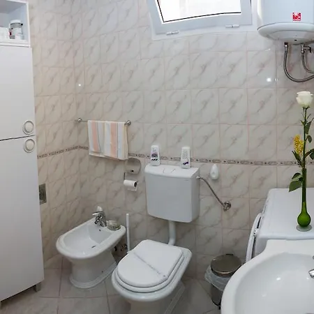 Apartament Monika *